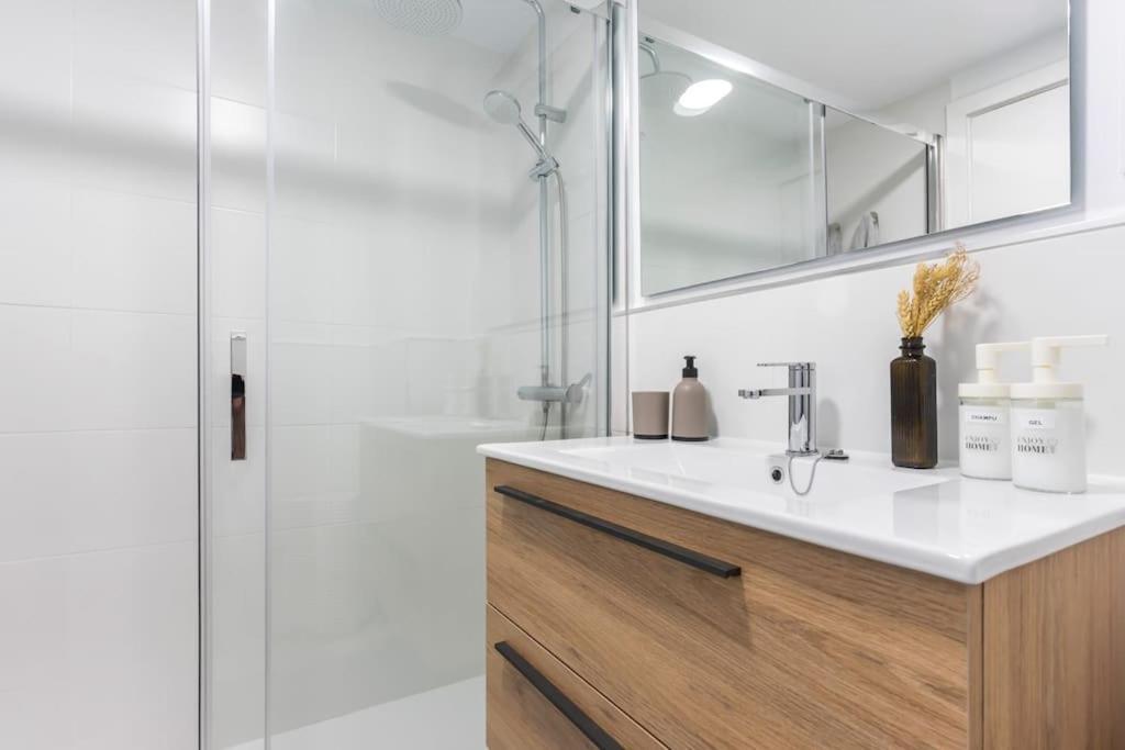 Apartamento Marques De Urquijo Gijón Eksteriør billede