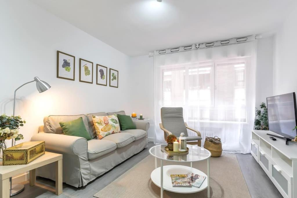 Apartamento Marques De Urquijo Gijón Eksteriør billede