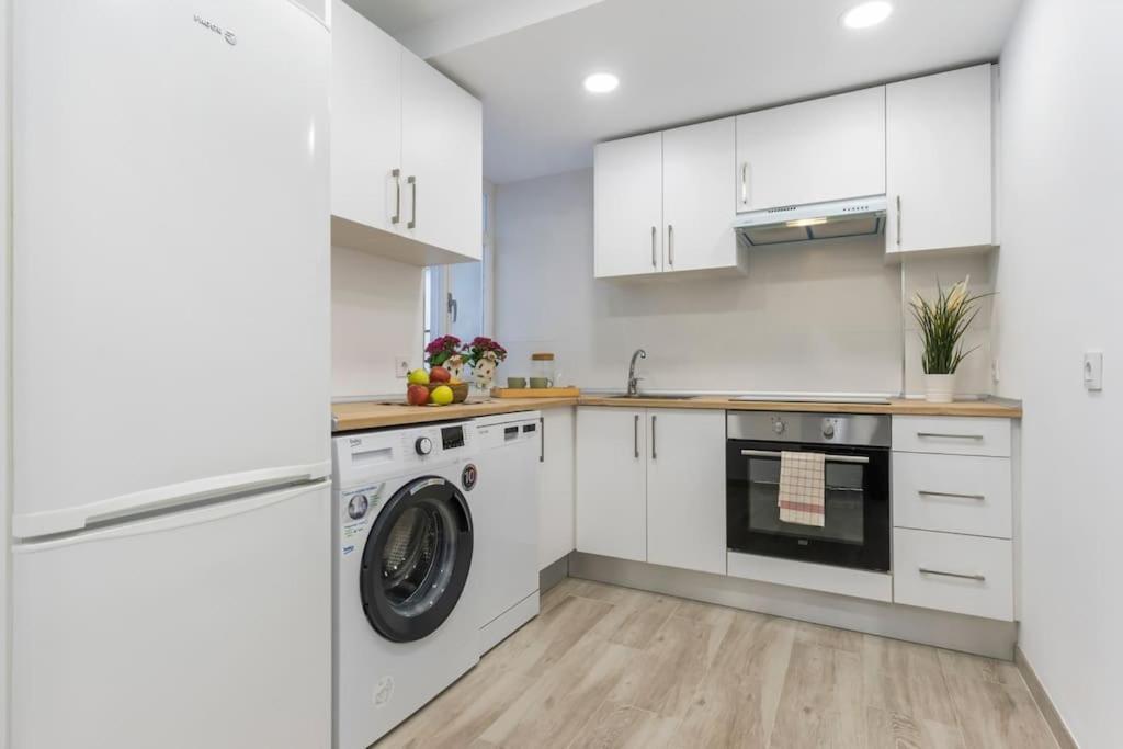 Apartamento Marques De Urquijo Gijón Eksteriør billede